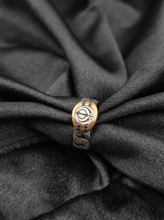 BOYS SILVER RING SIZE 9 BR060