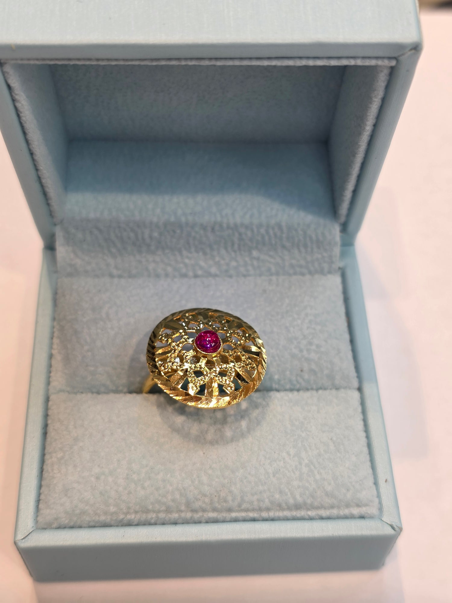 GOLD PLATED RING SIZE 7