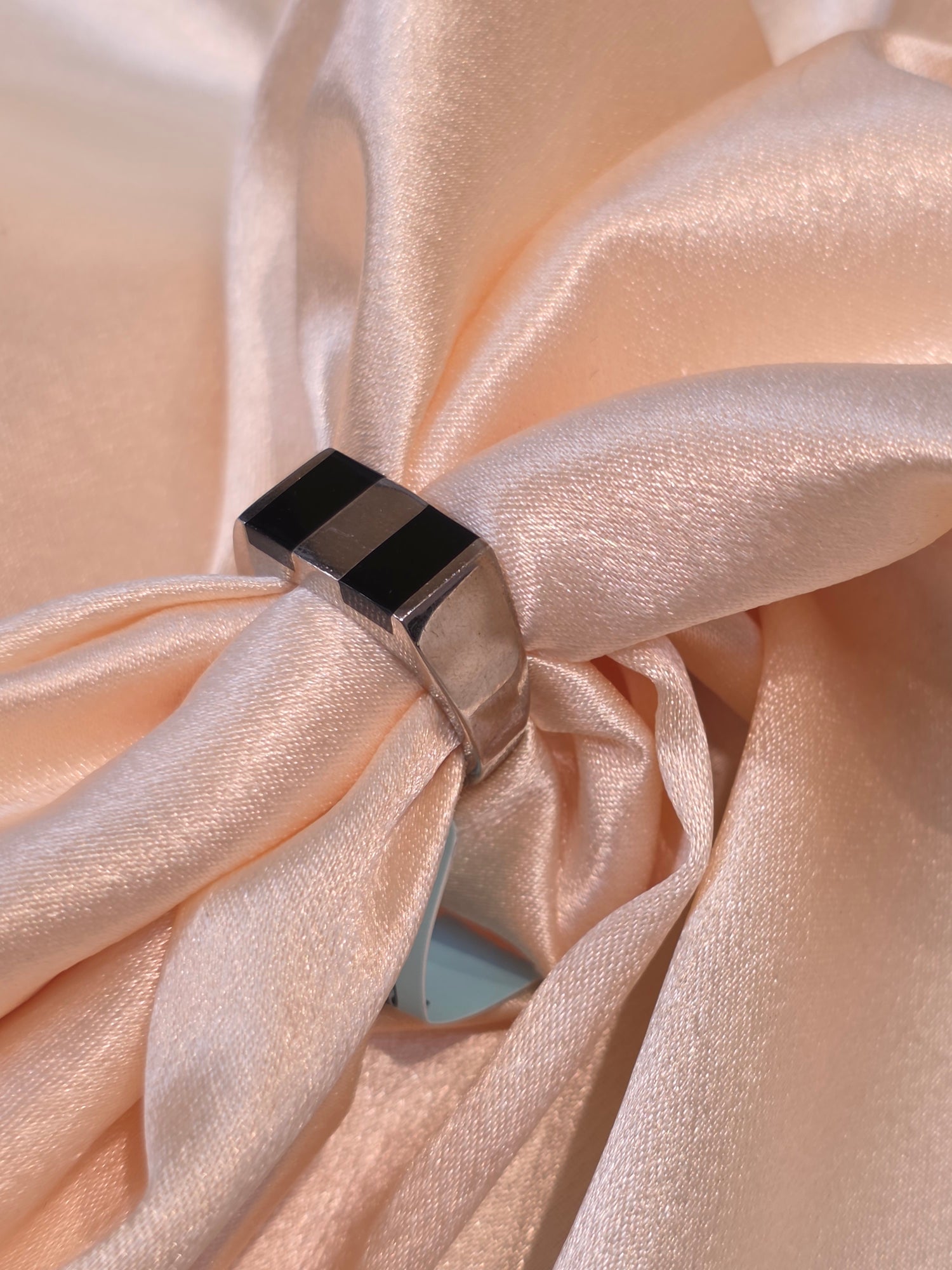 BOYS SILVER RING SIZE 10 BR029