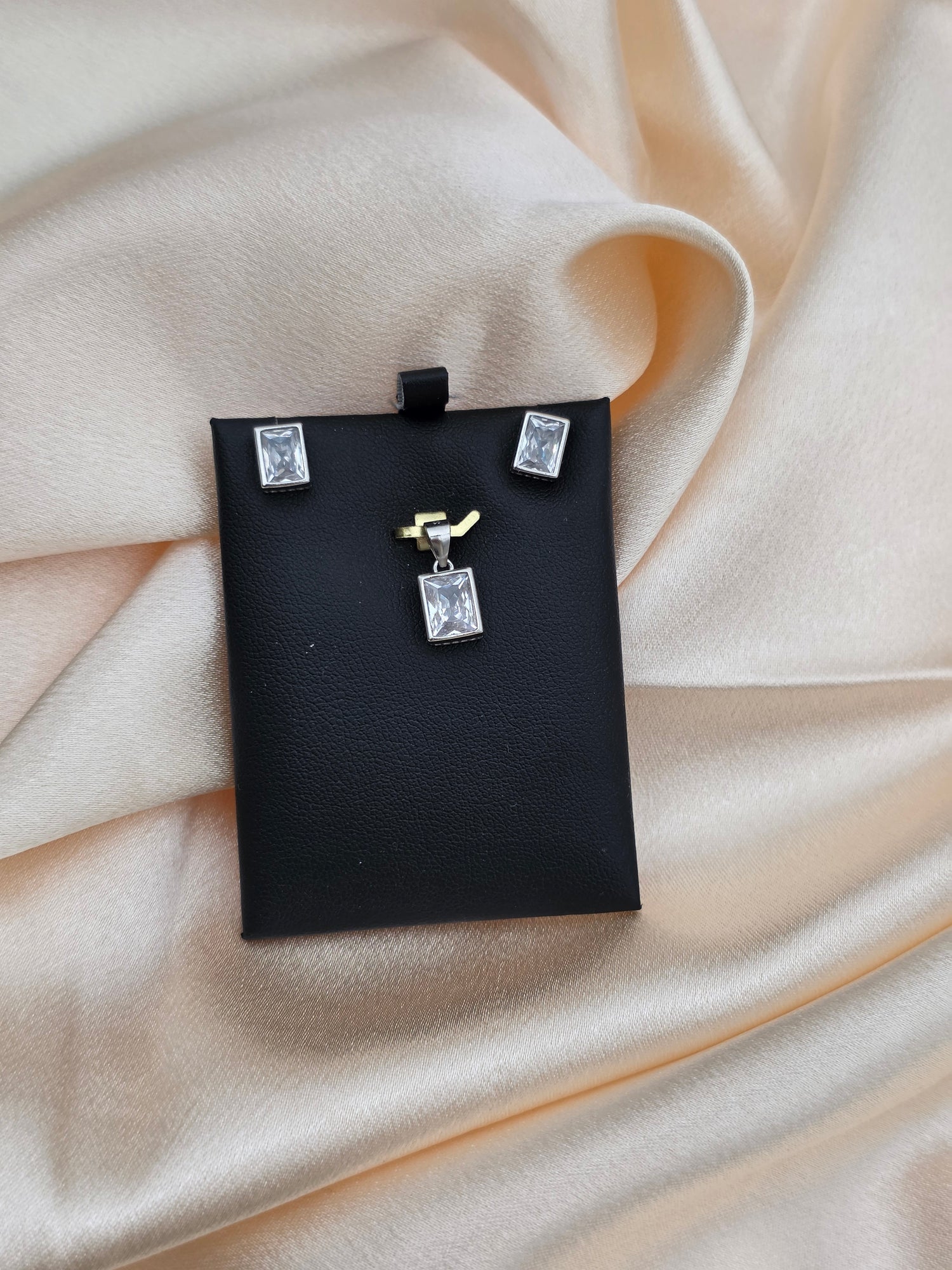 SILVER PENDANT SET PS020