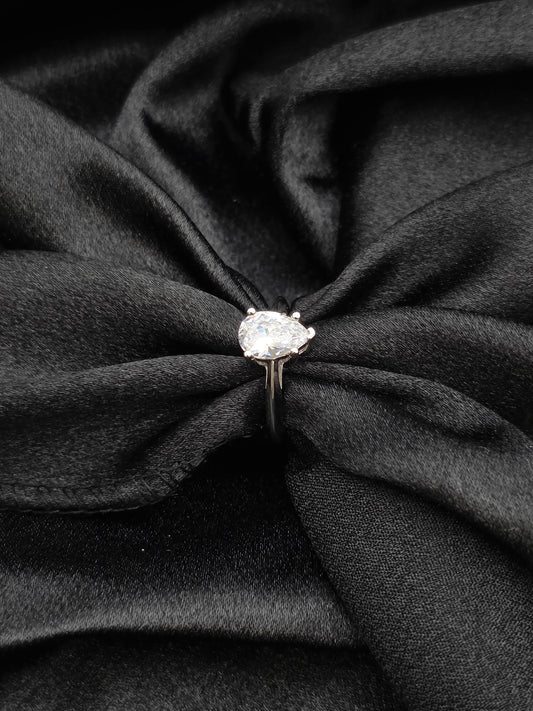 SILVER RING SIZE 7 GR260