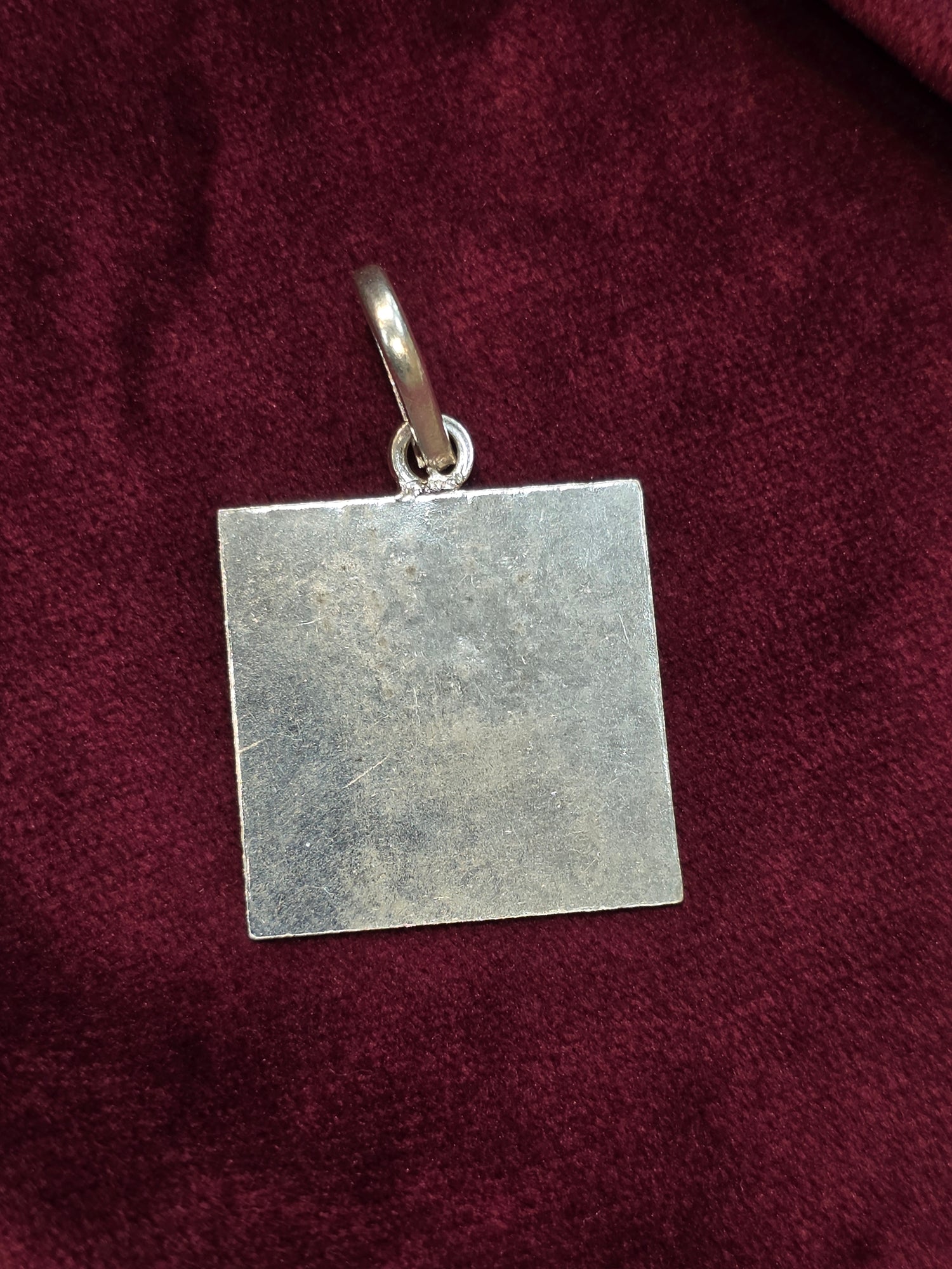 PURE SILVER SQUARE PIECE AC107