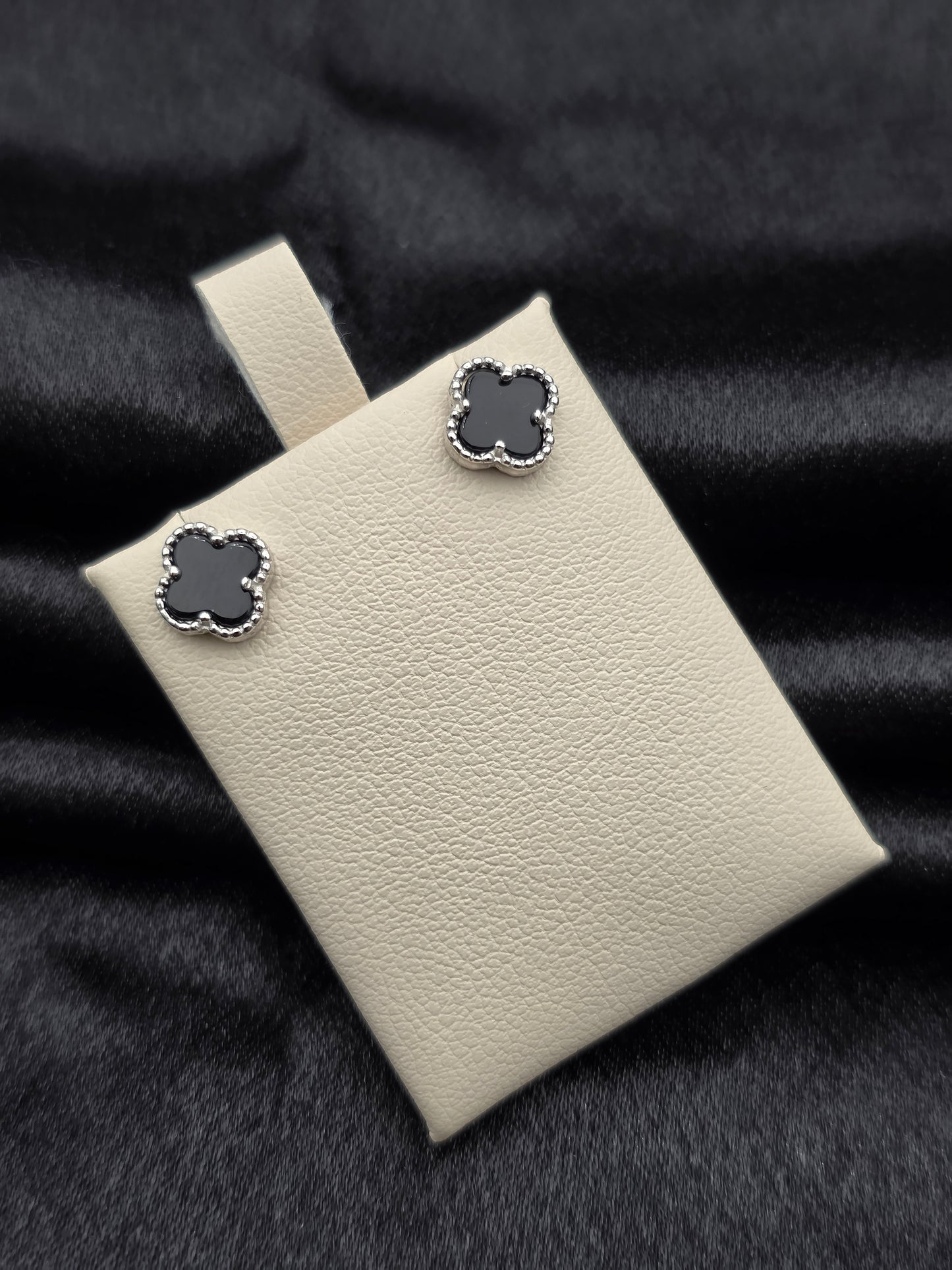 SILVER EAR STUDS GE345