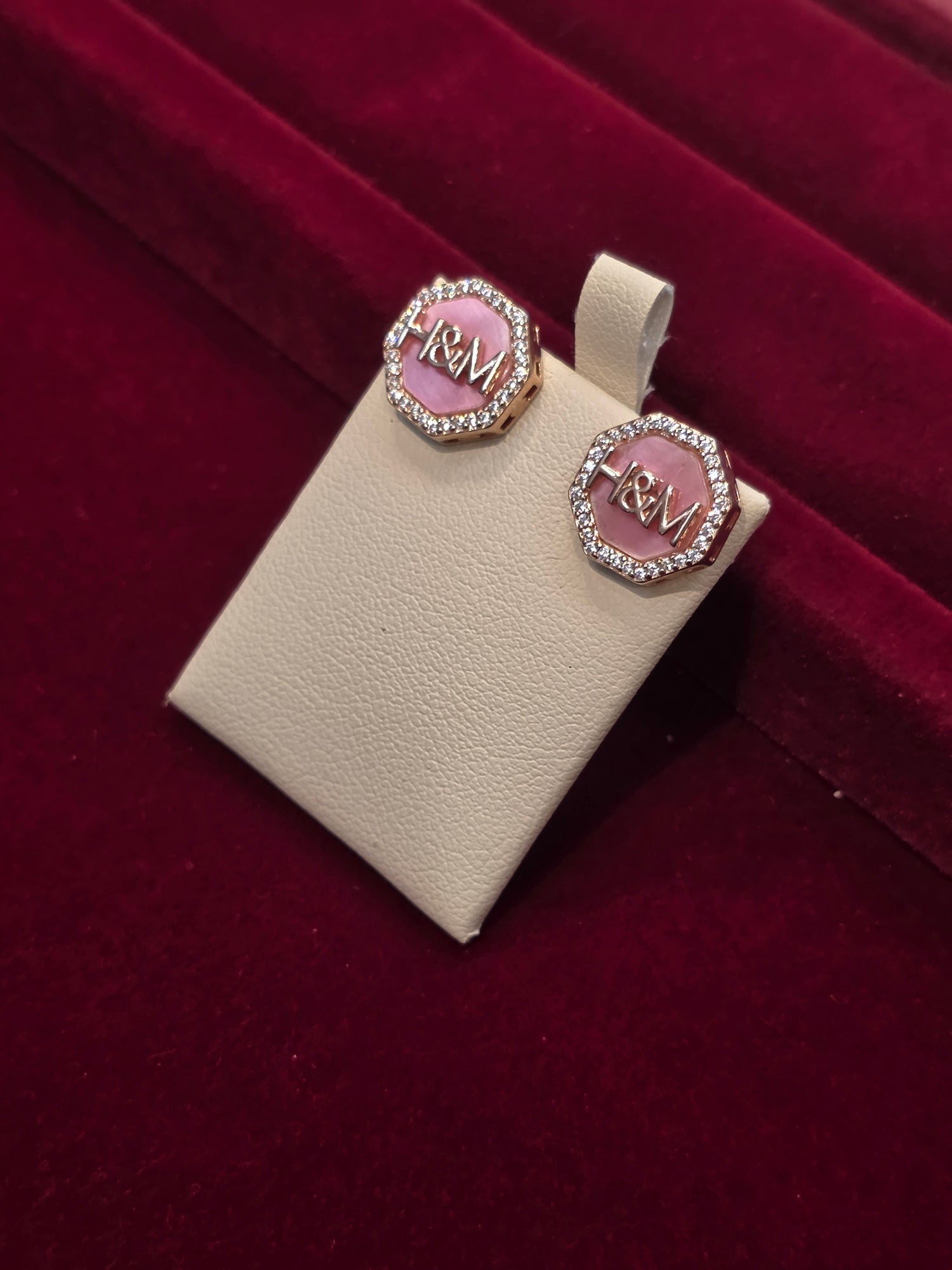 SILVER EARSTUDS GE159