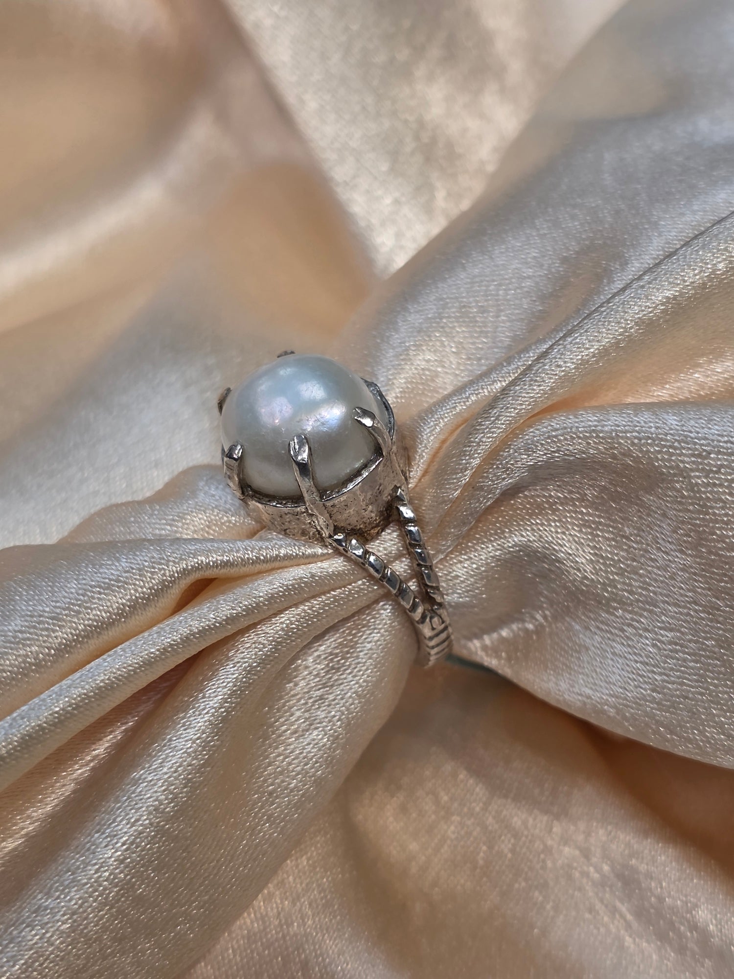 PEARL RING SIZE 9 GR292