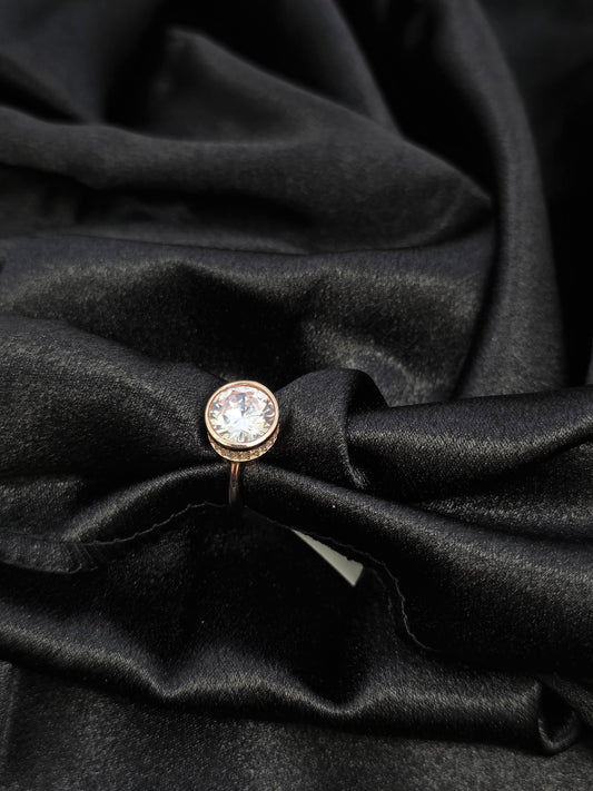 SILVER RING SIZE 6 GR081