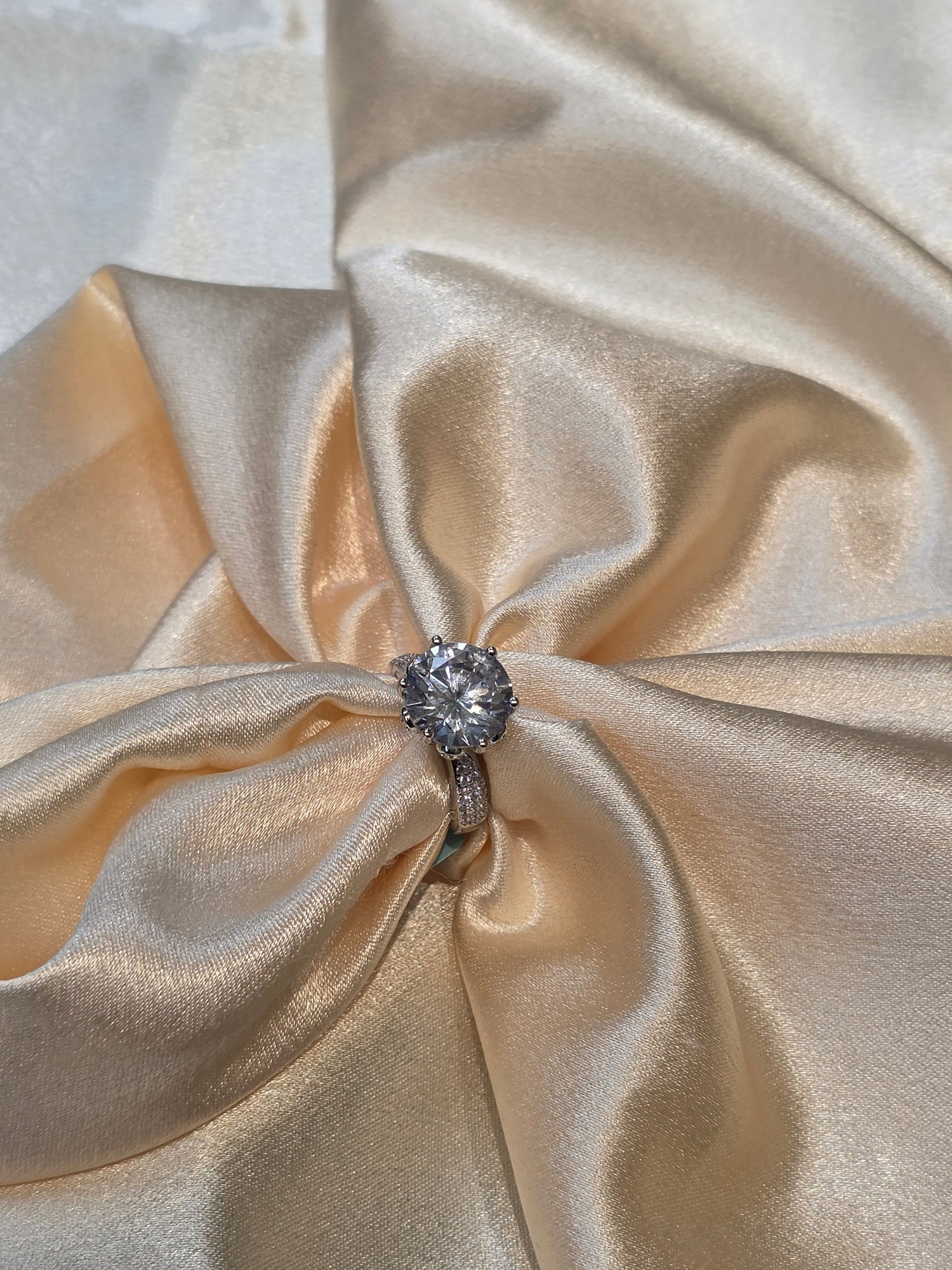 SILVER RING SIZE 8 GR413