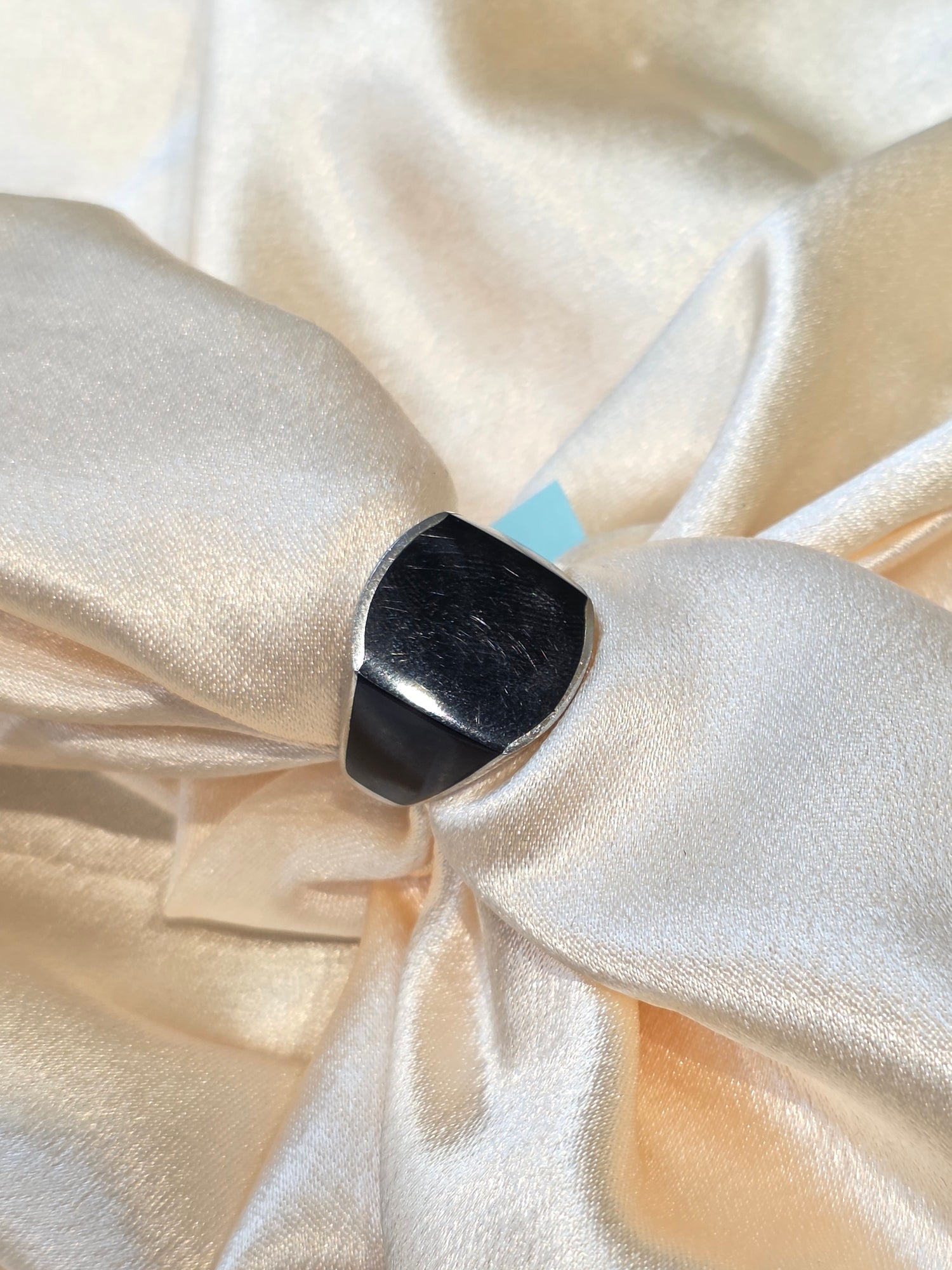 BOYS SILVER RING SIZE 10 BR027