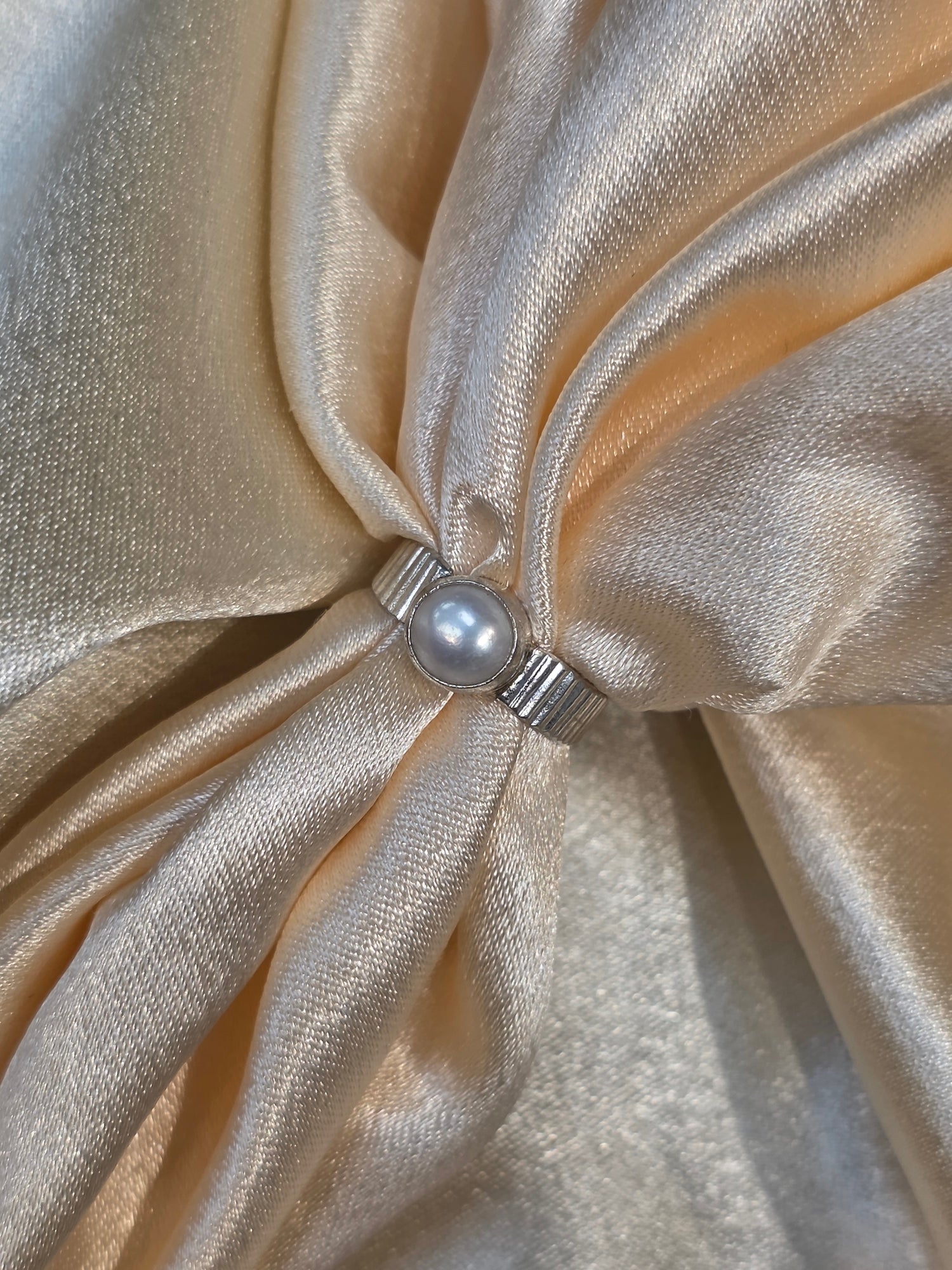 PEARL RING SIZE 5 GR285