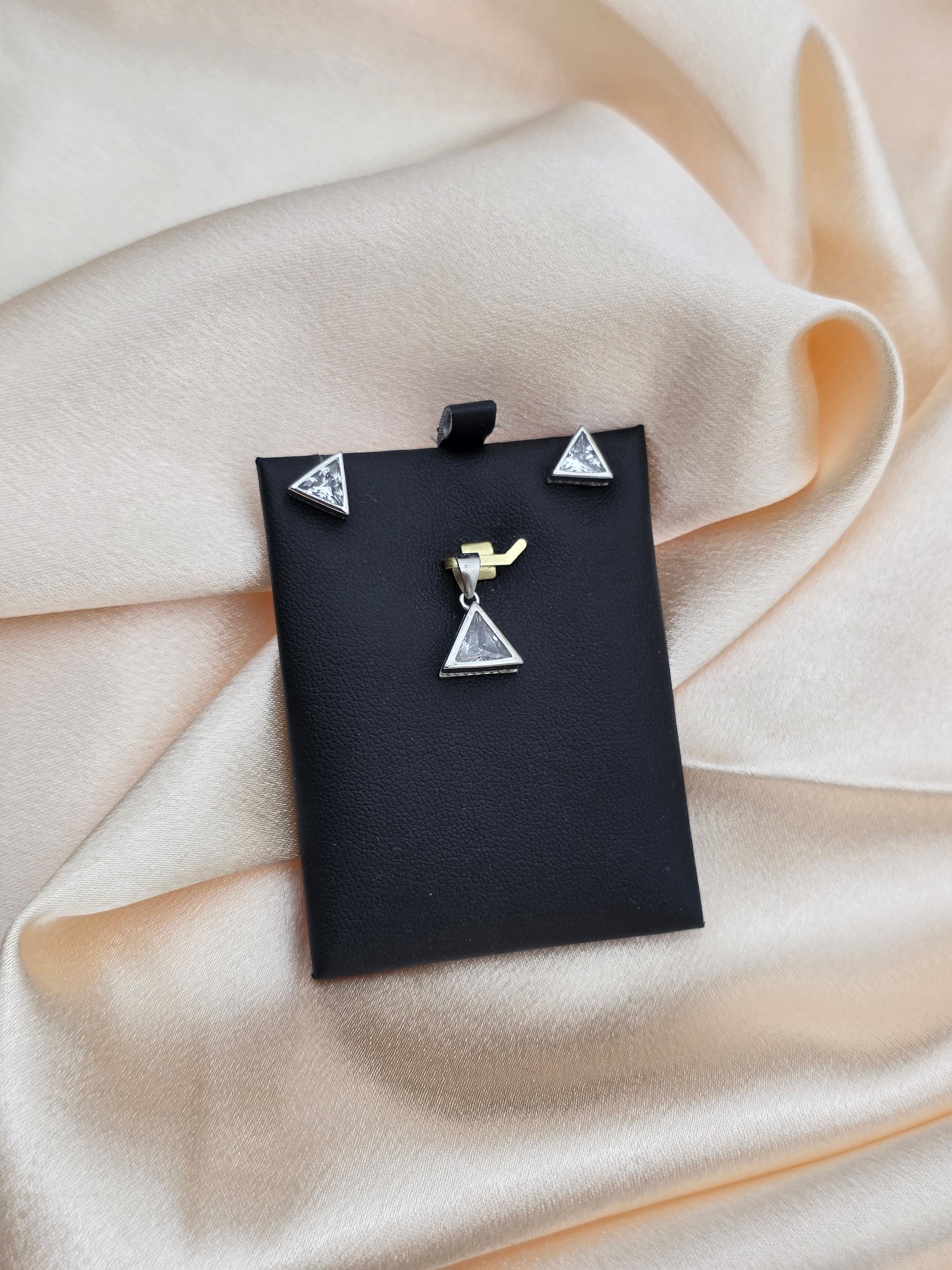 SILVER PENDANT SET PS019