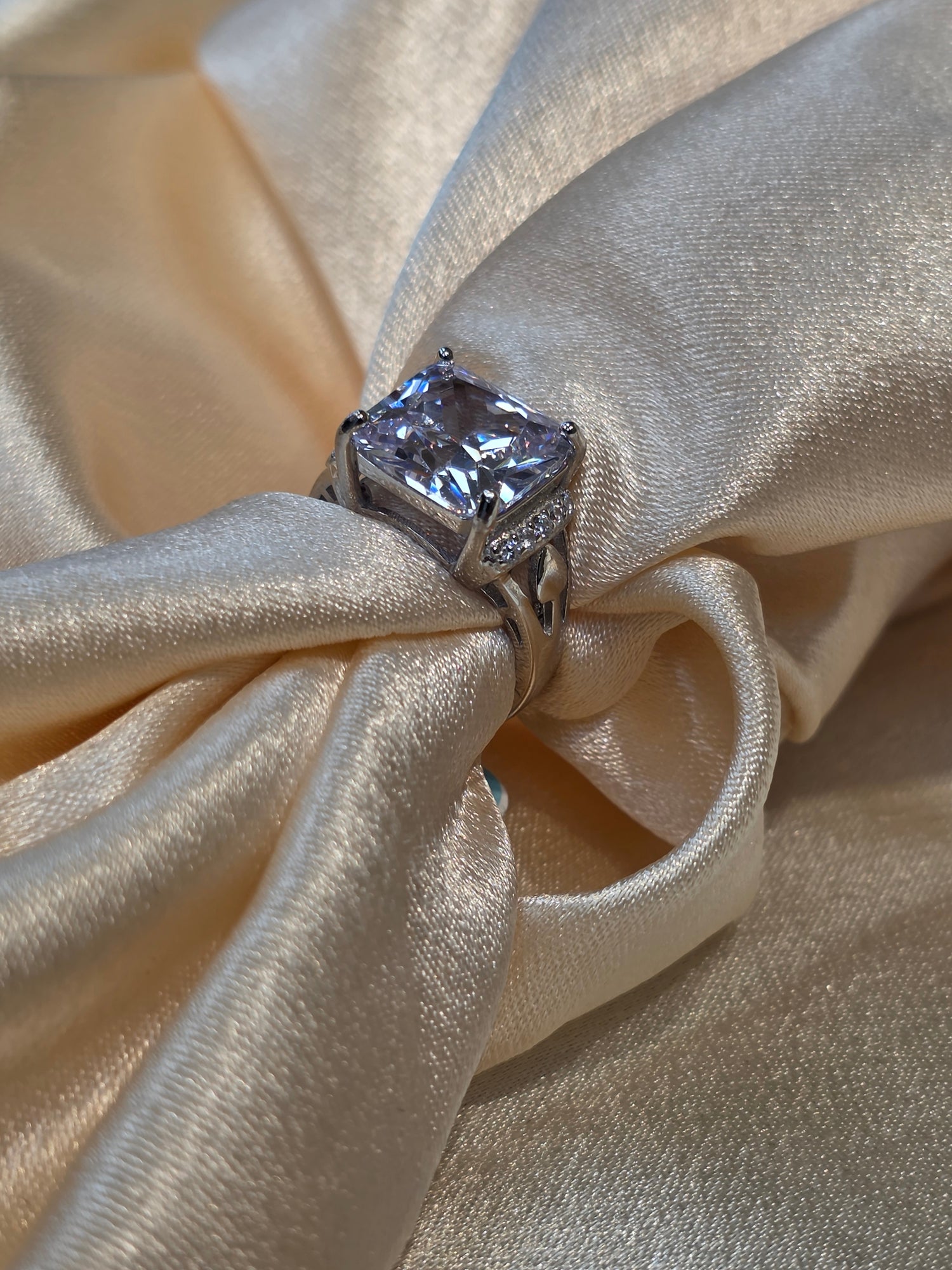 SILVER RING SIZE 5 GR490