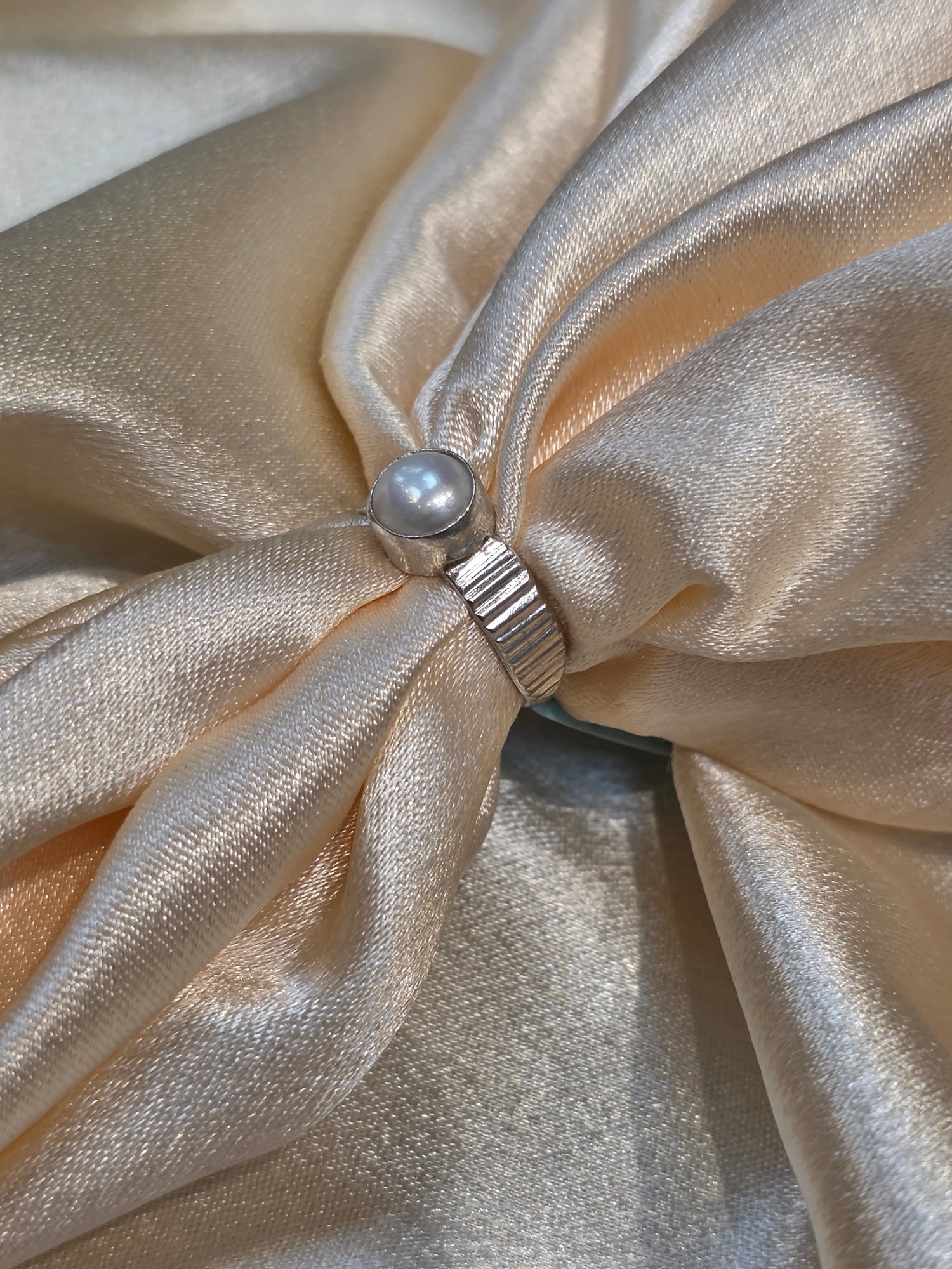 PEARL RING SIZE 5 GR285