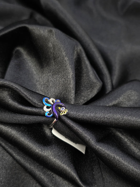 SILVER RING SIZE 5 GR033