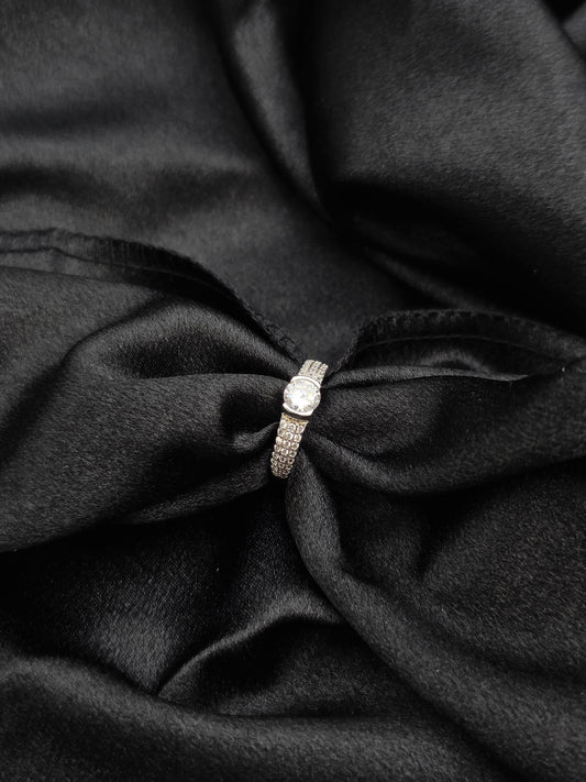 SILVER RING SIZE 8 GR175