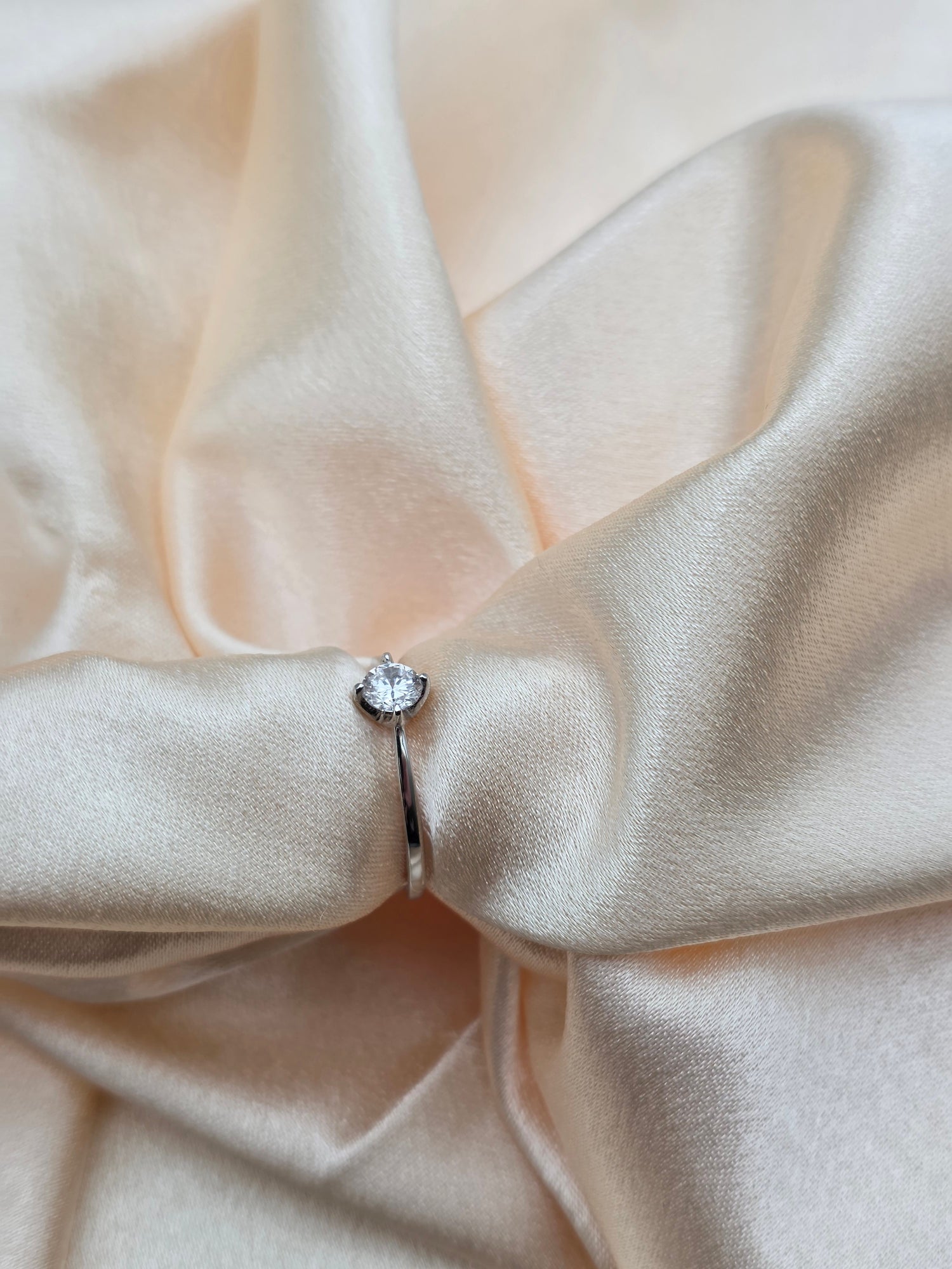SILVER RING SIZE 8 GR119