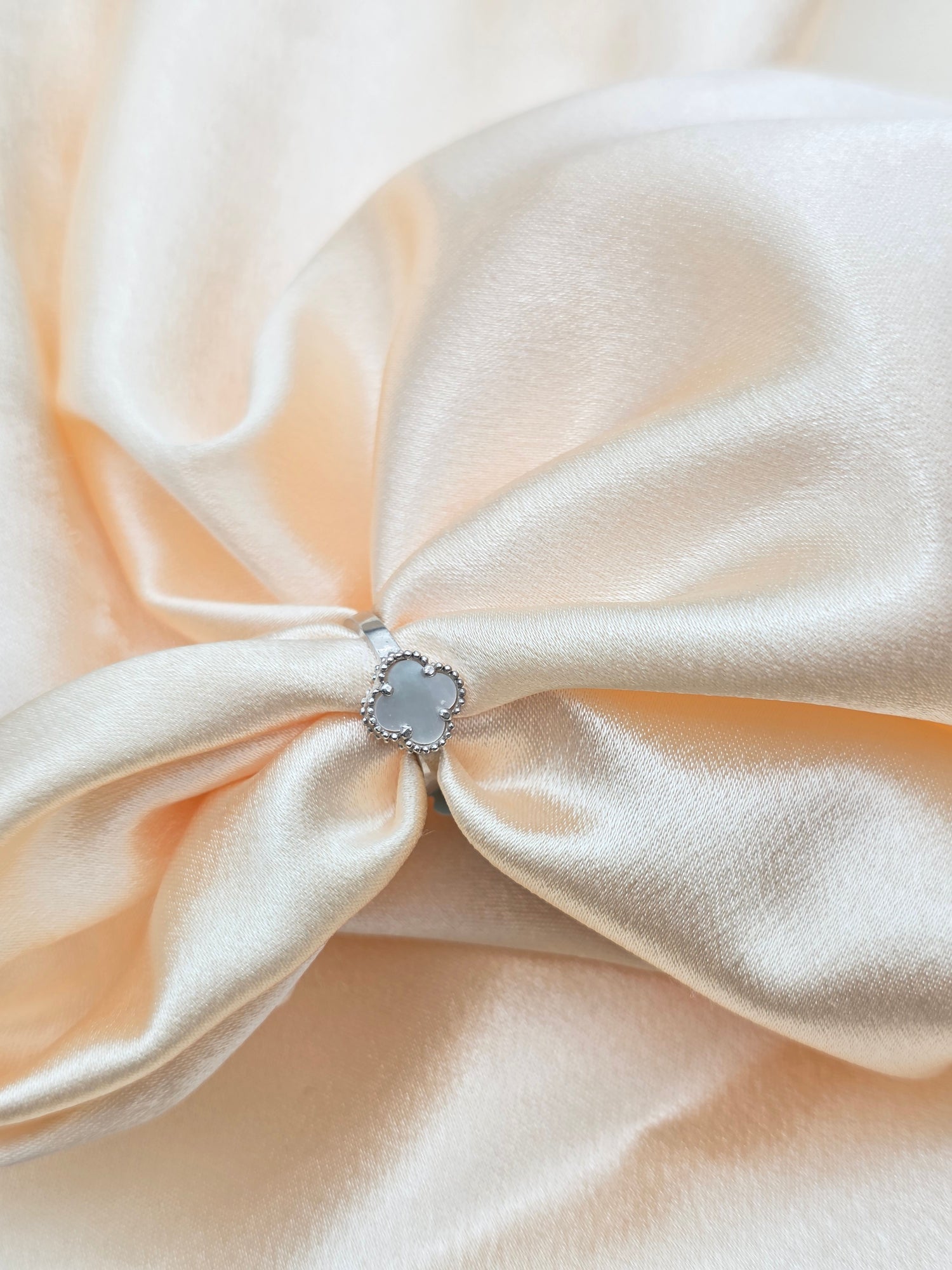 SILVER RING SIZE 6 GR062