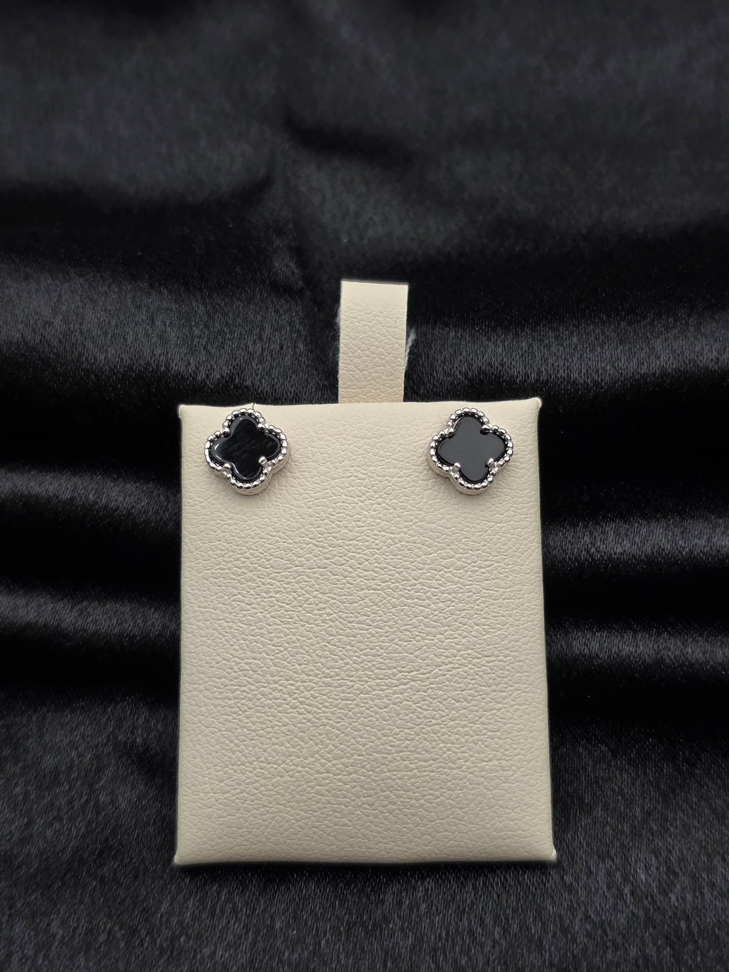 SILVER EAR STUDS GE345