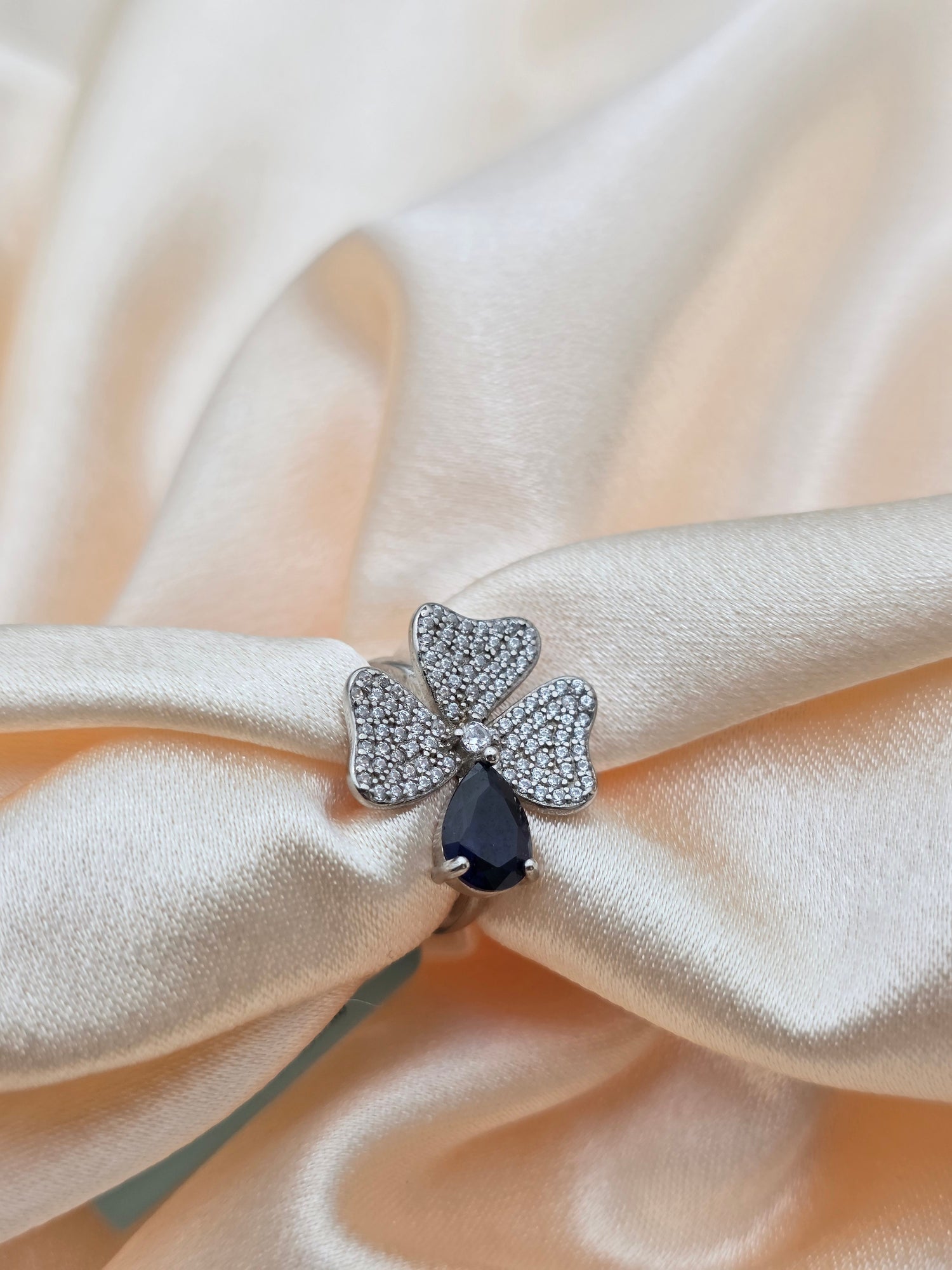 SILVER RING SIZE 5 GR026
