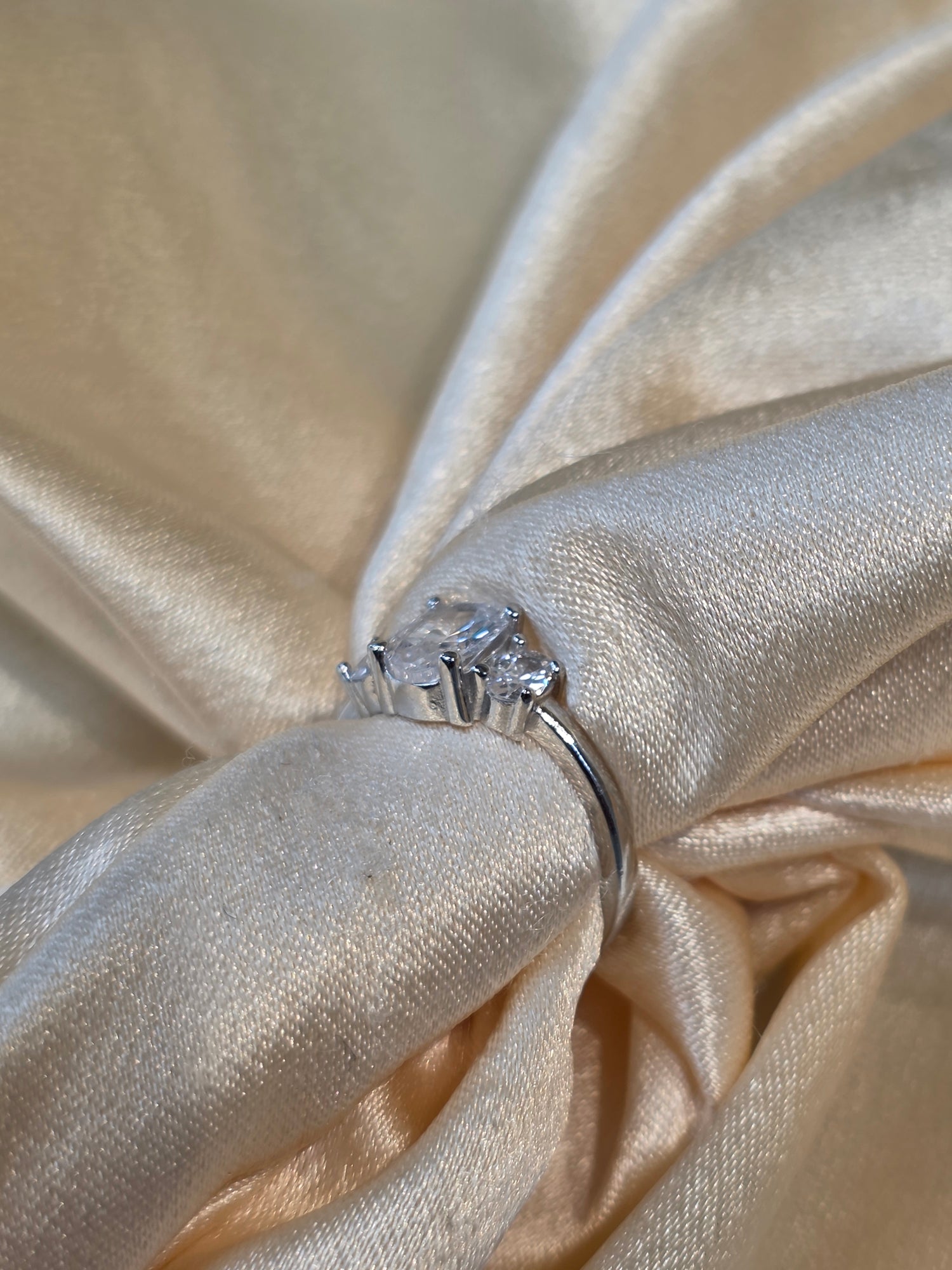 SILVER RING SIZE 6 GR642