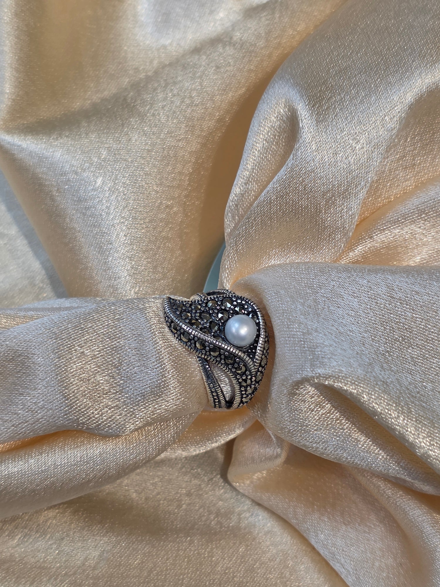 SILVER RING SIZE 5 GR464
