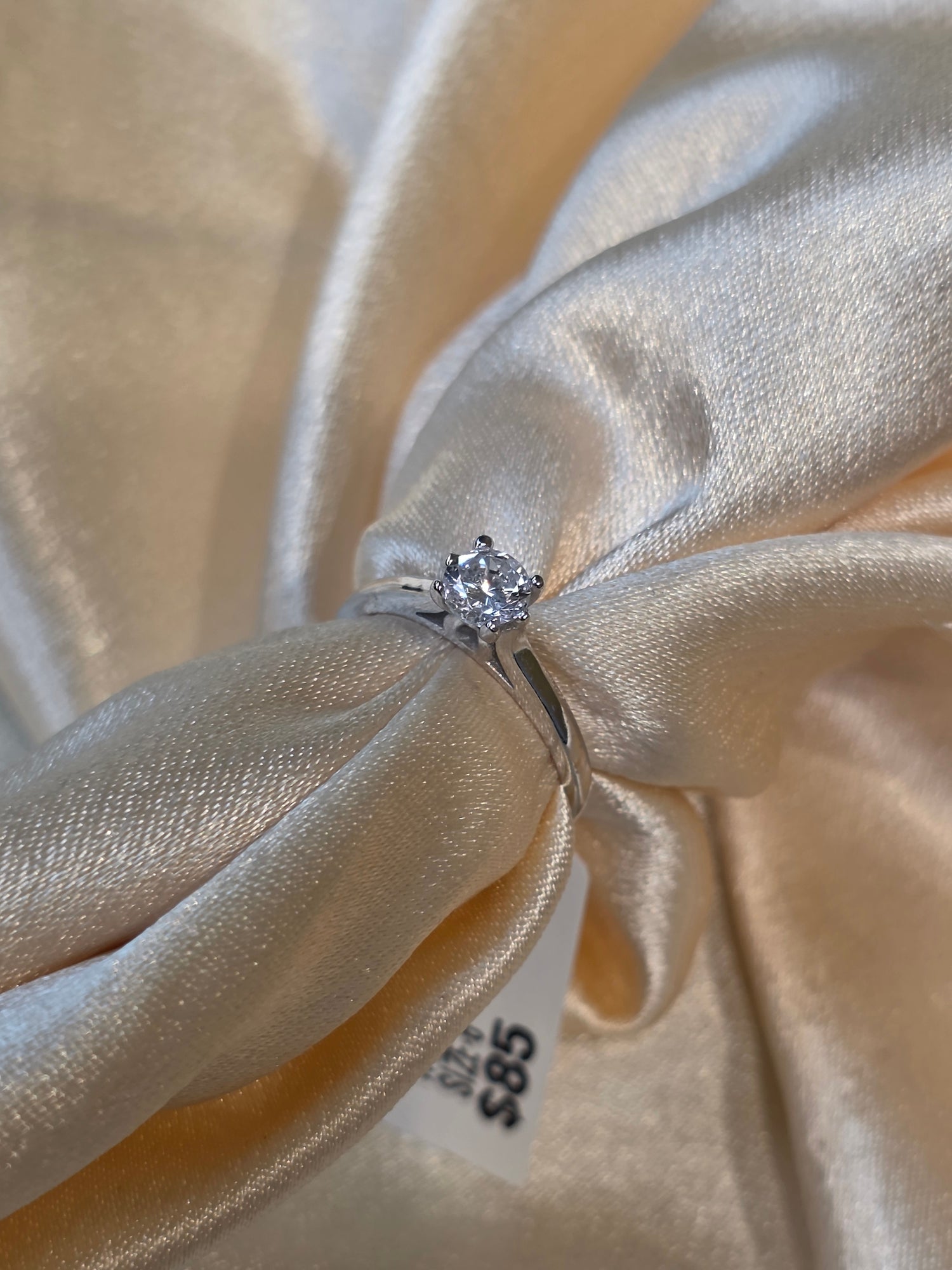 SILVER RING SIZE 6 GR692
