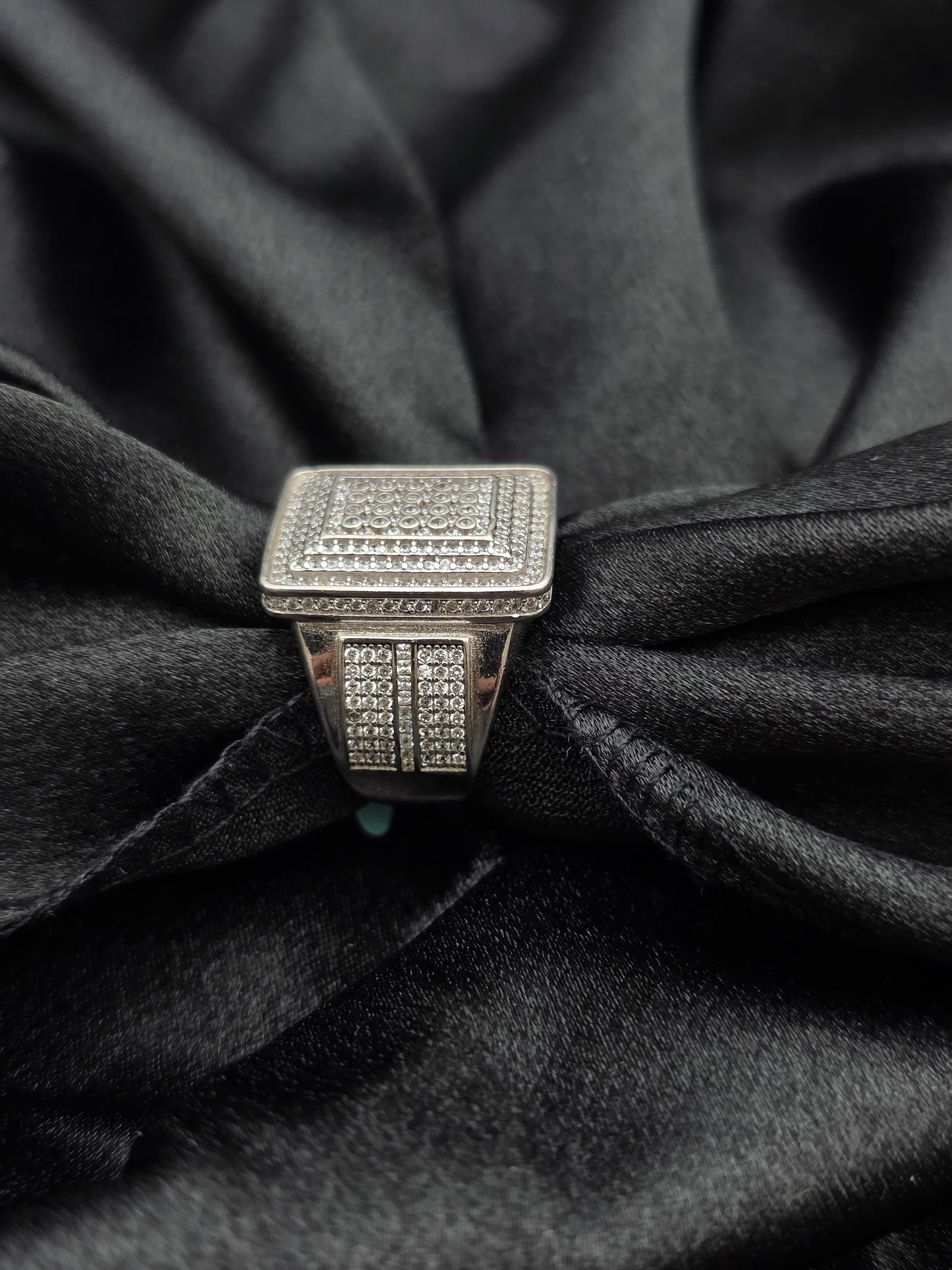 BOYS SILVER RING SIZE 10 BR002