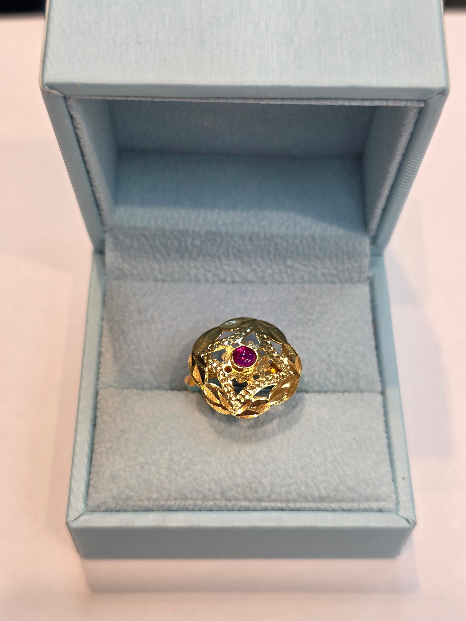 GOLD PLATED RING SIZE 7