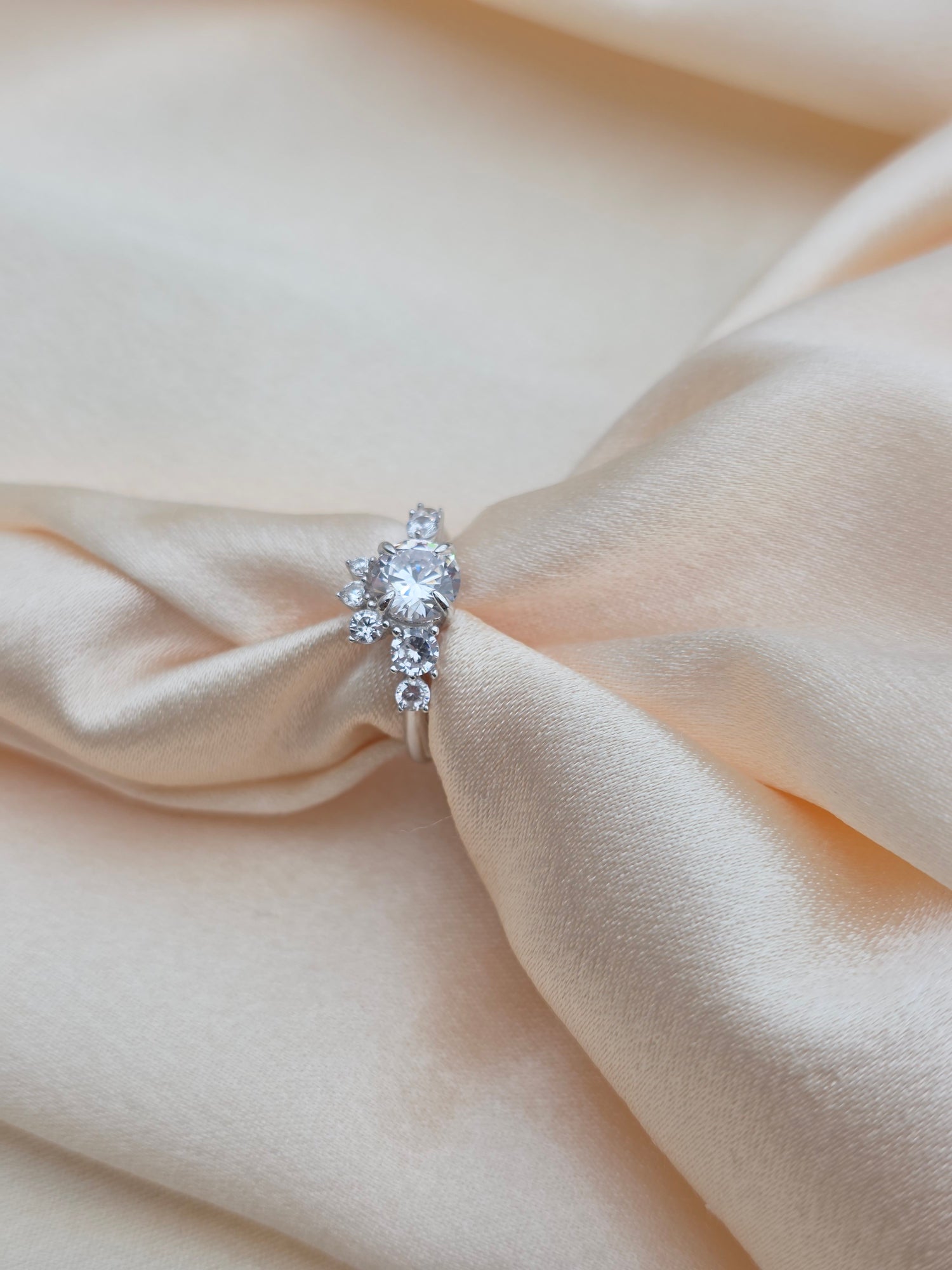 SILVER RING SIZE 6 GR988
