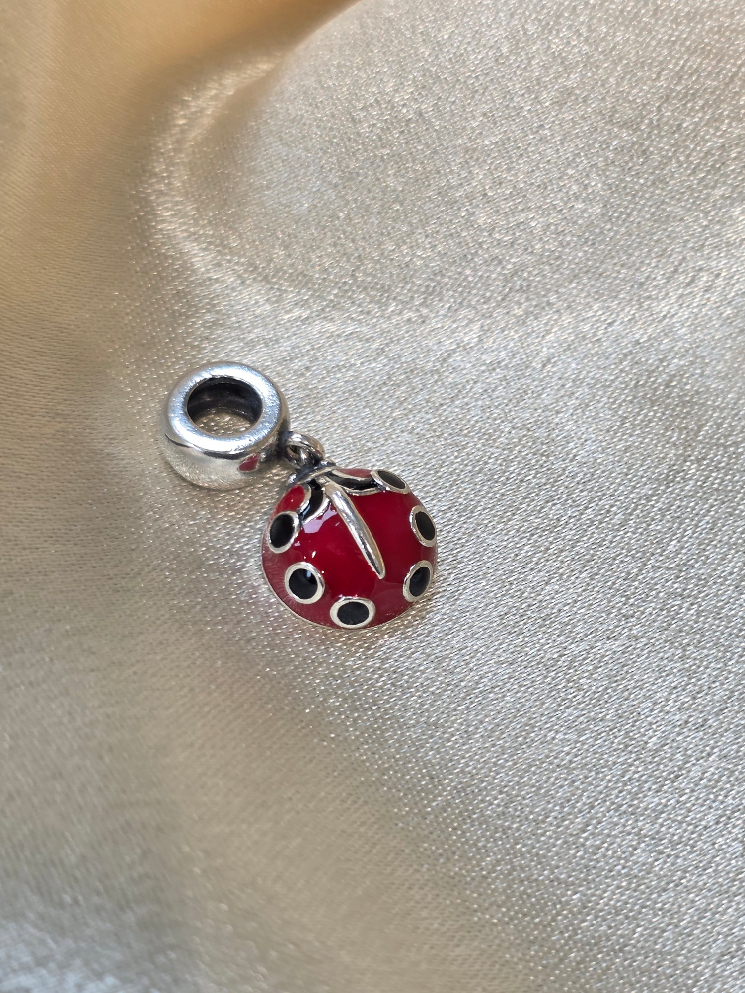 PANDORA LADY BUG CHARM PC344