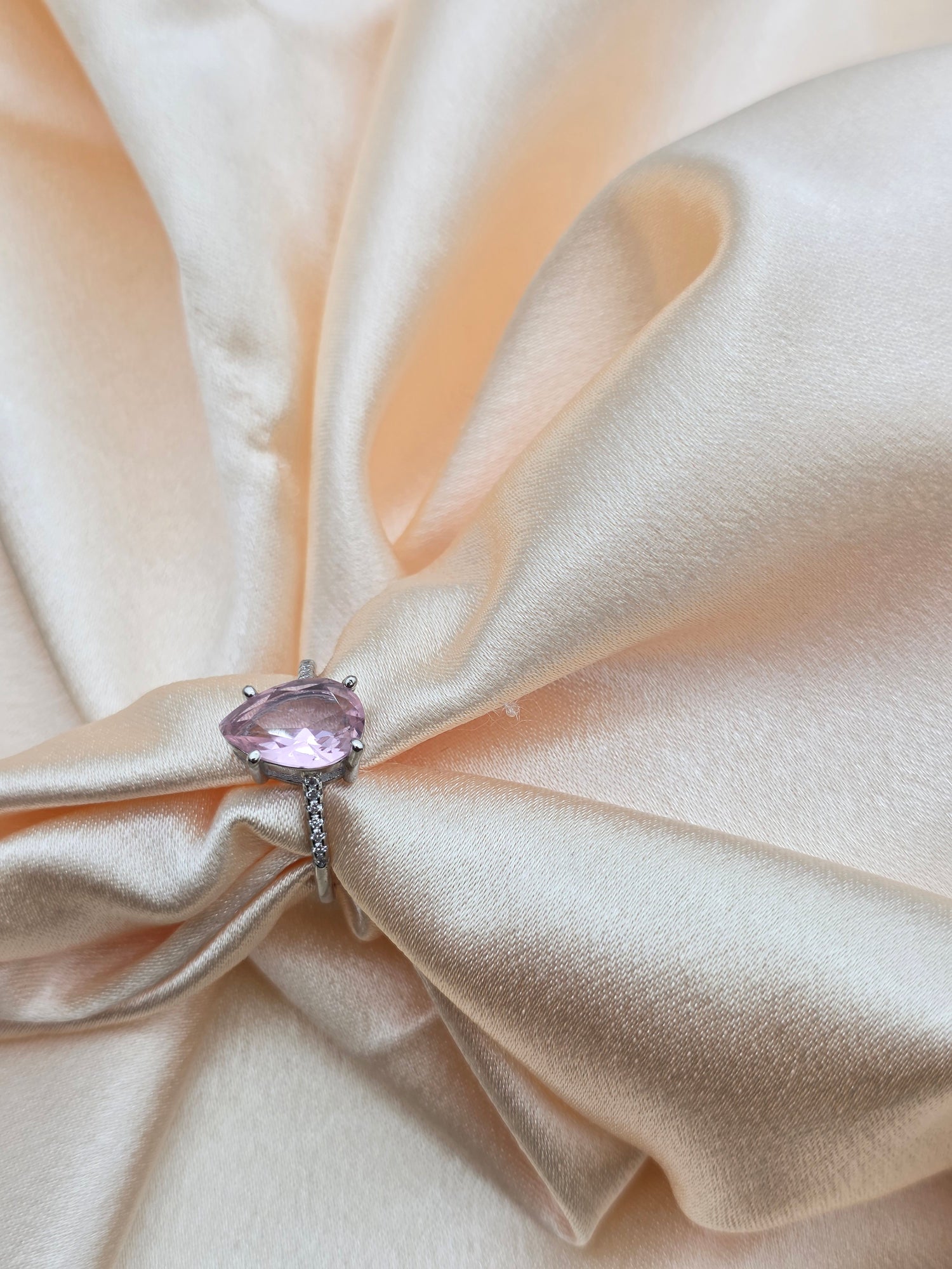 SILVER RING SIZE 8 GR143