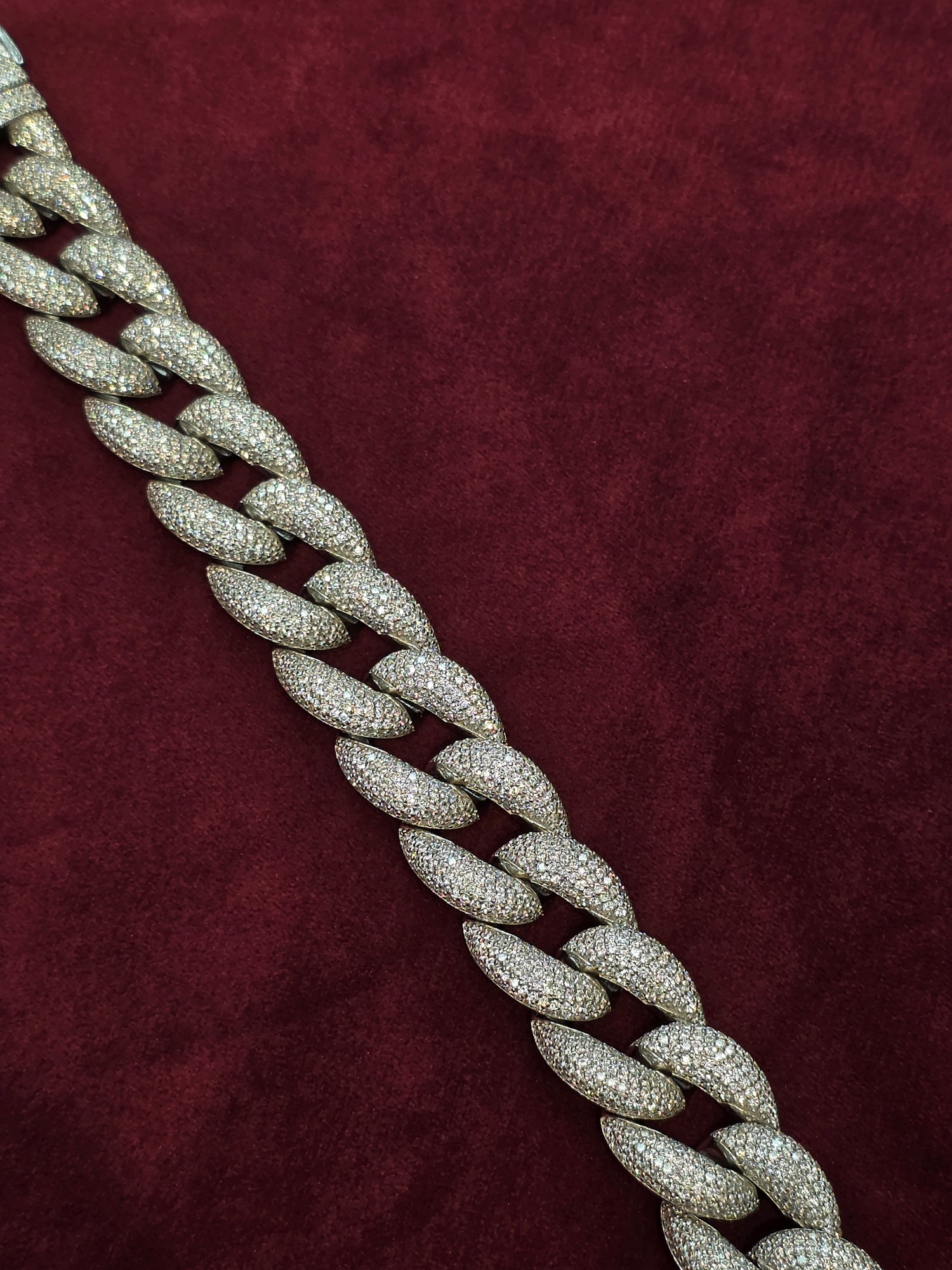 SILVER ICED OUT BRACELET IB026